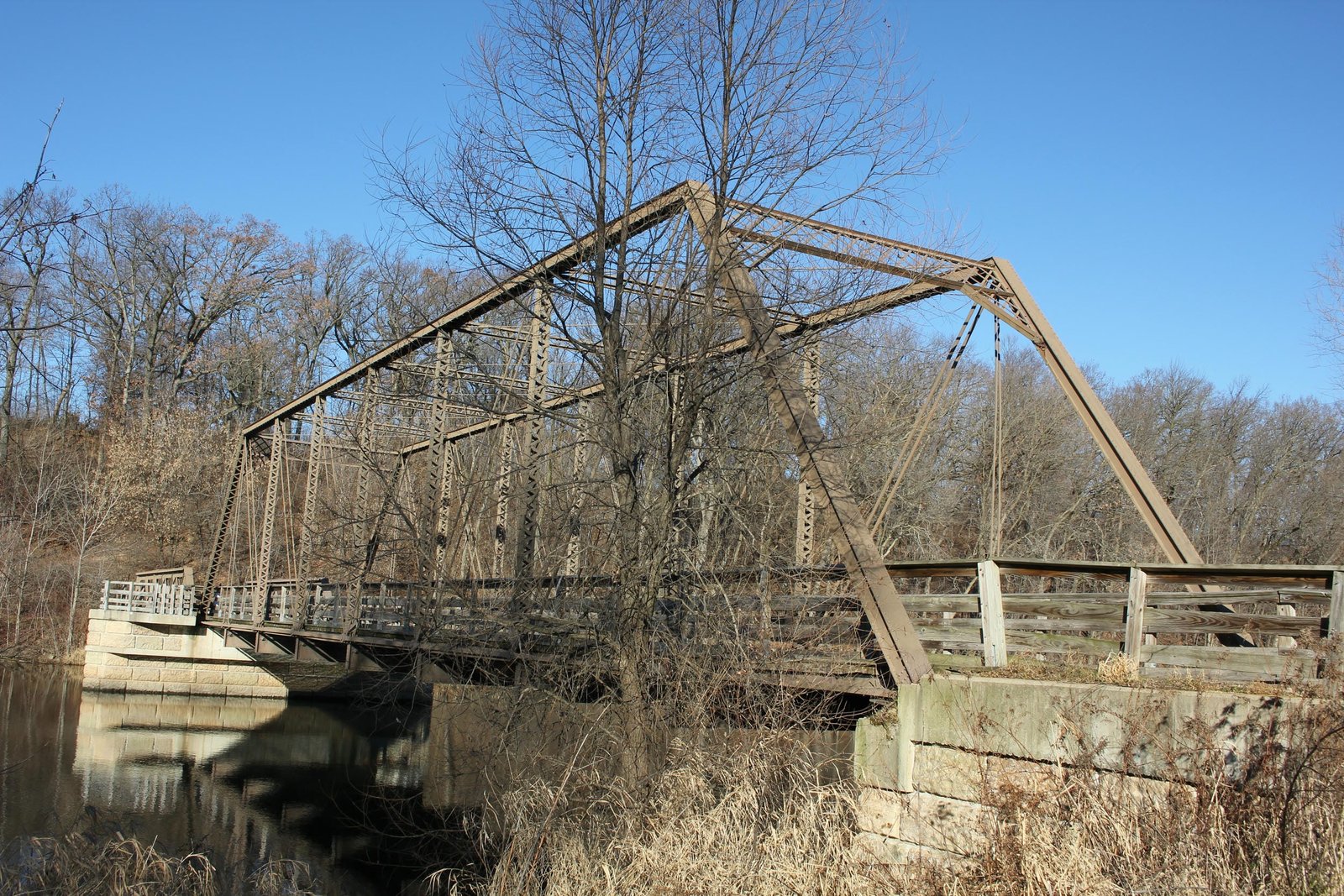 Through truss span